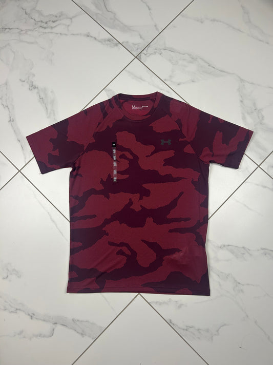 Under Armour Jacquard Camo Burgundy T-shirt