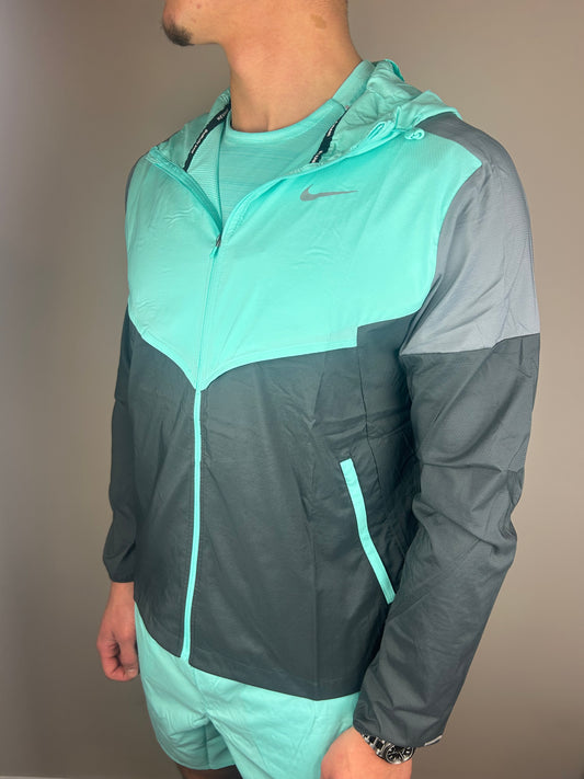 Nike Mint UV Windrunner