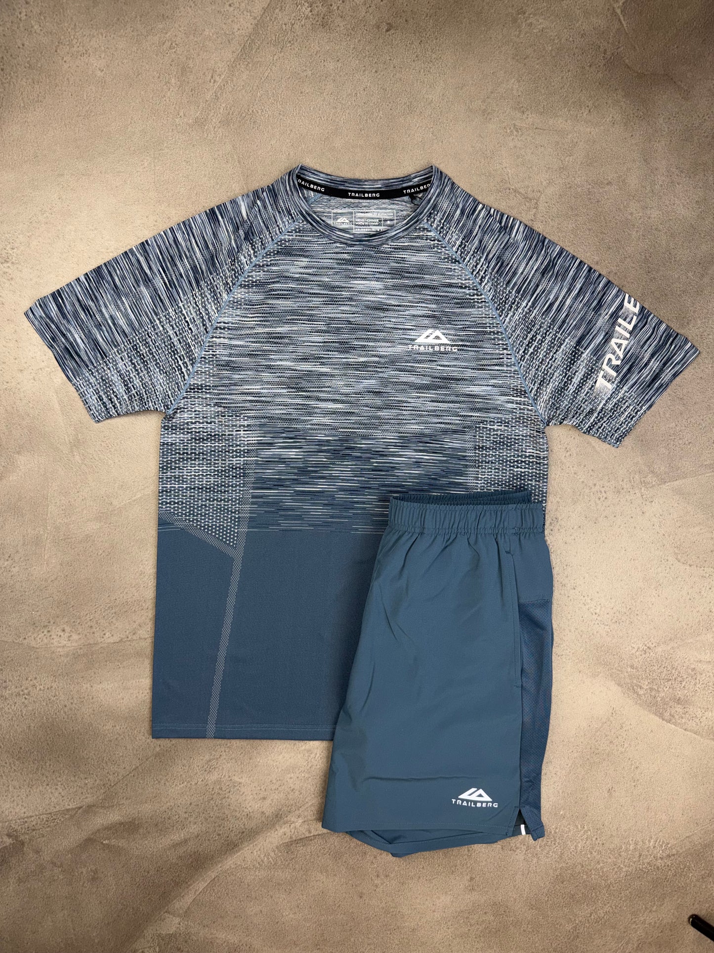 Trailberg Seamless Navy Shorts & T-Shirt Set