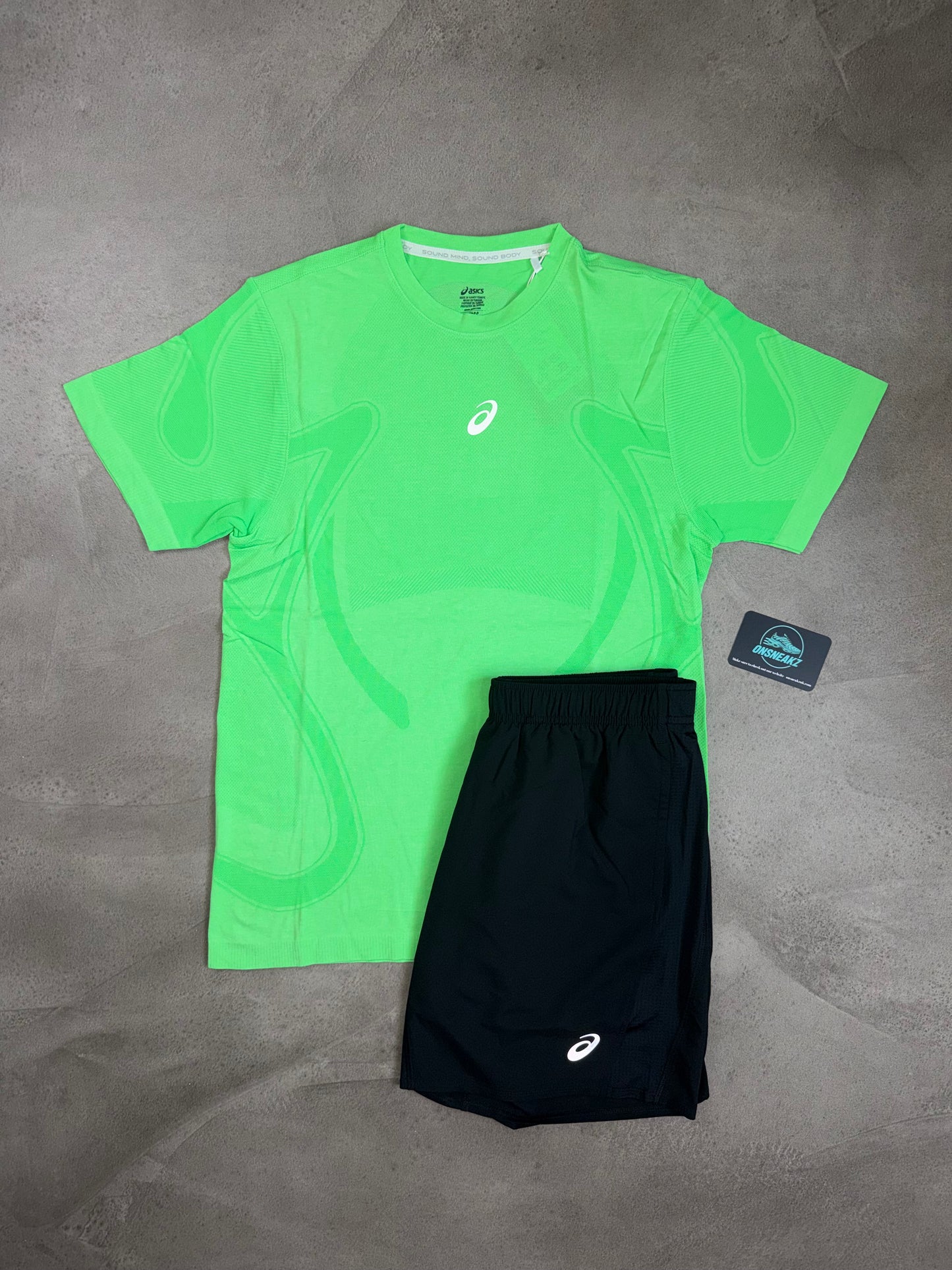 Asics Green Seamless Shorts & T-shirt Set