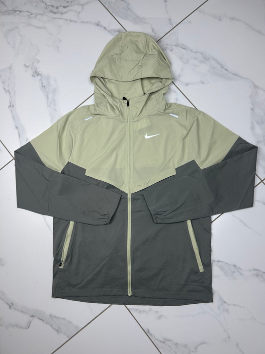 Nike Olive Aura Windrunner