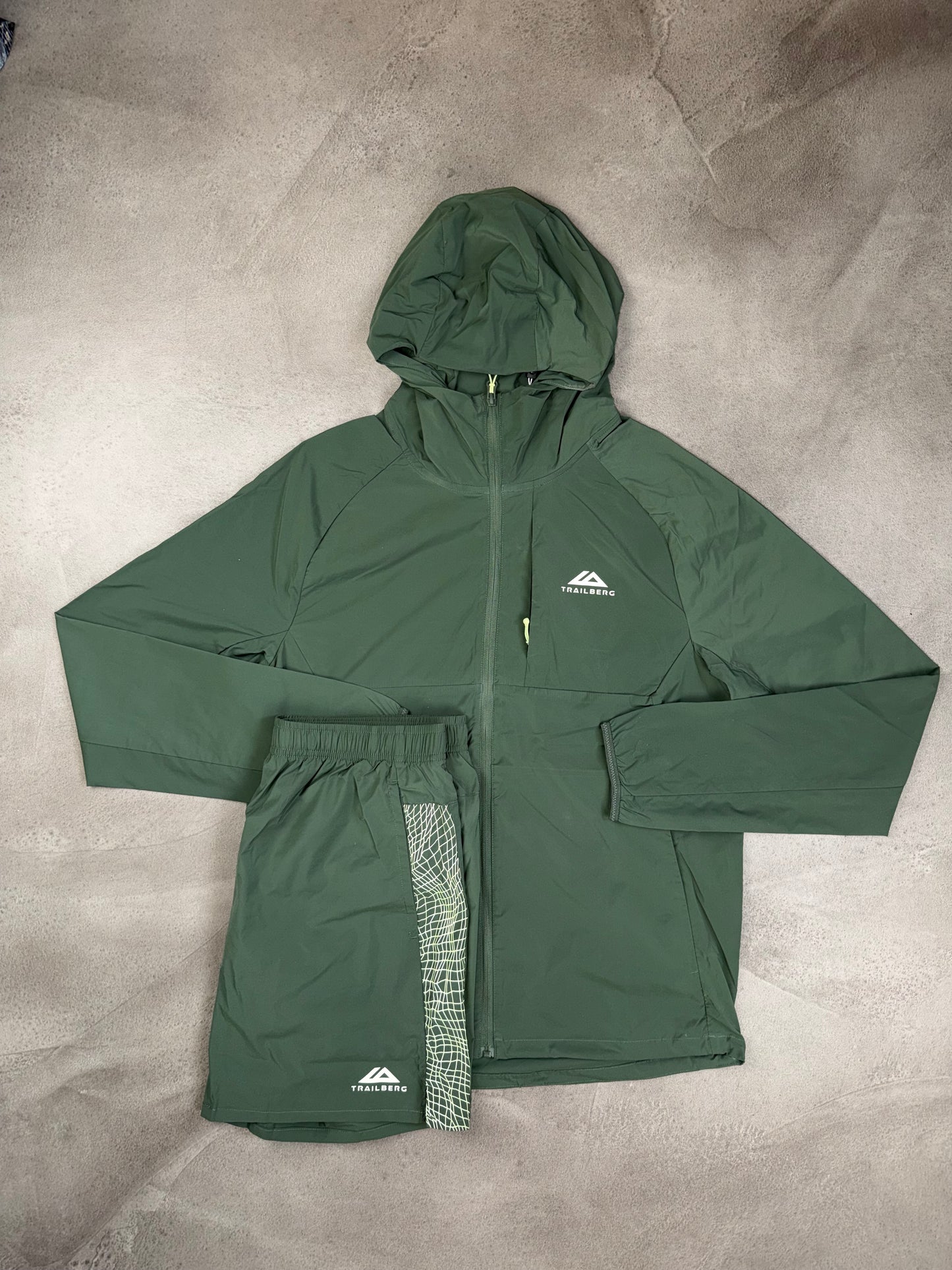 Trailberg Vantage Shorts & Jacket Set