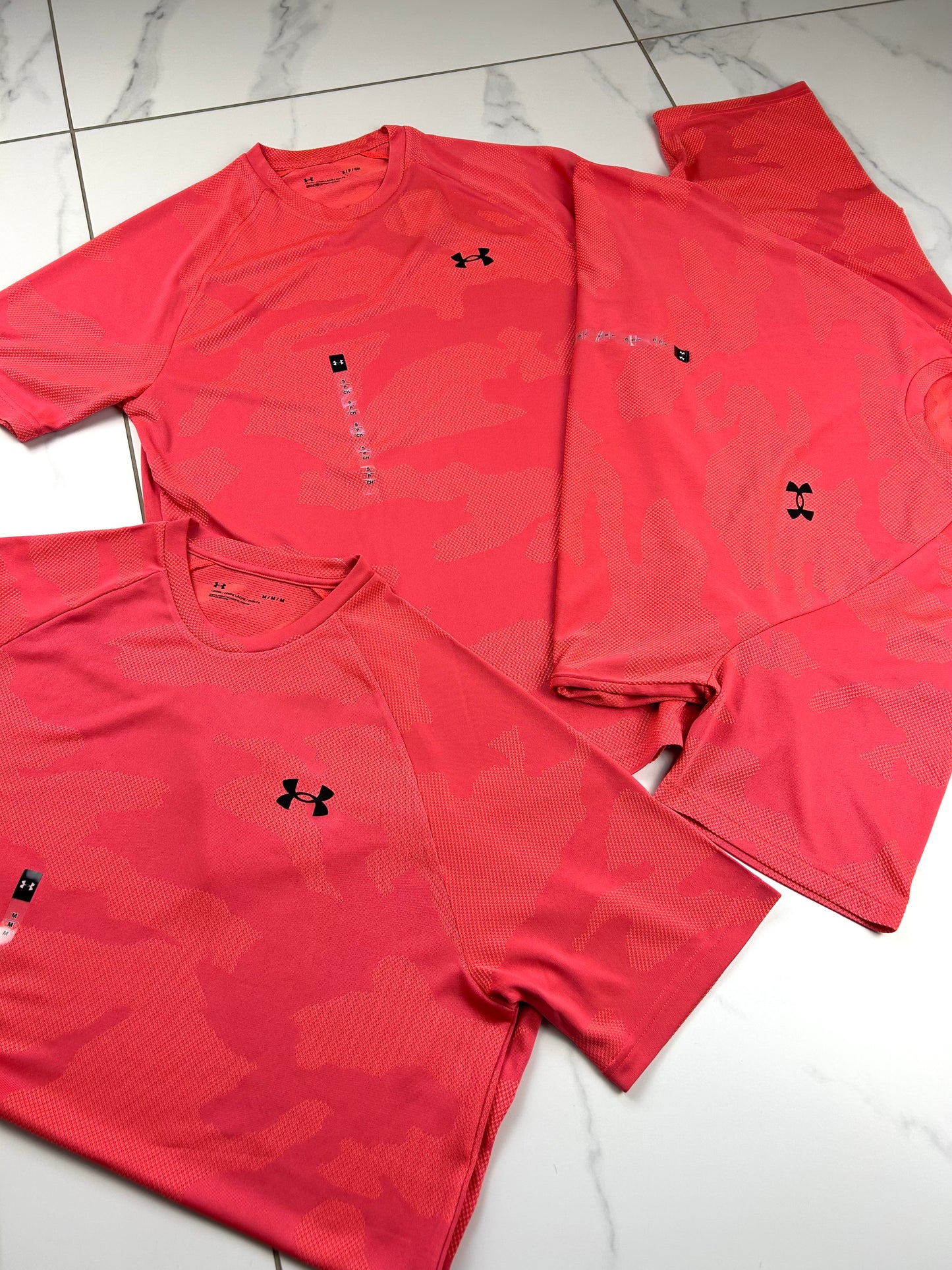 Under Armour T-shirt “Salmon Pink”