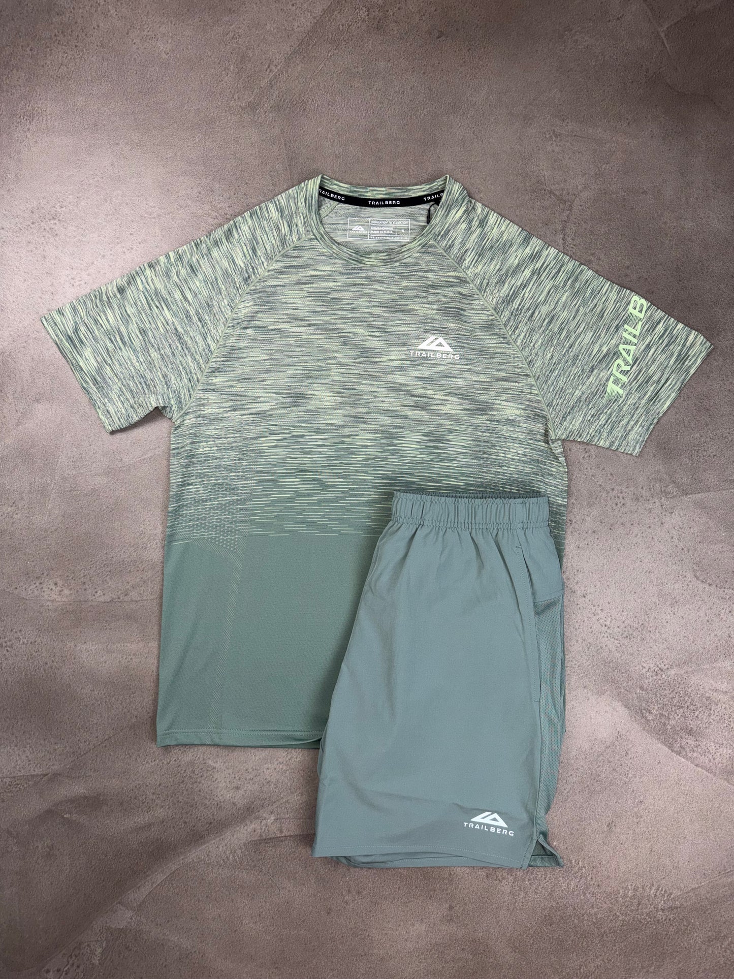 Trailberg Seamless Emerald Green Shorts & T-Shirt Set