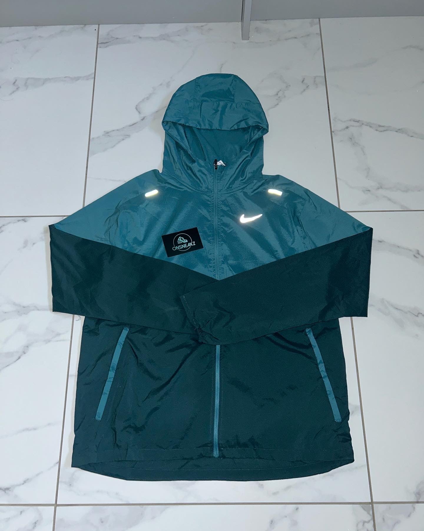 Nike UV Windrunner “Teal”