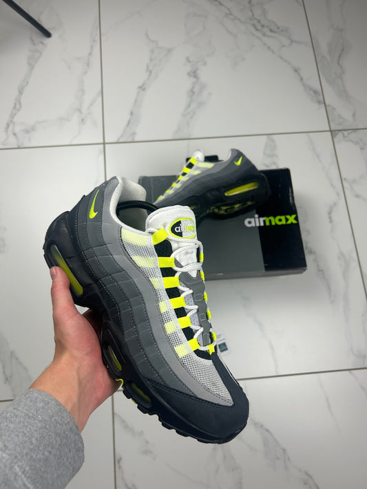 Nike Air Max 95 OG “NEON”