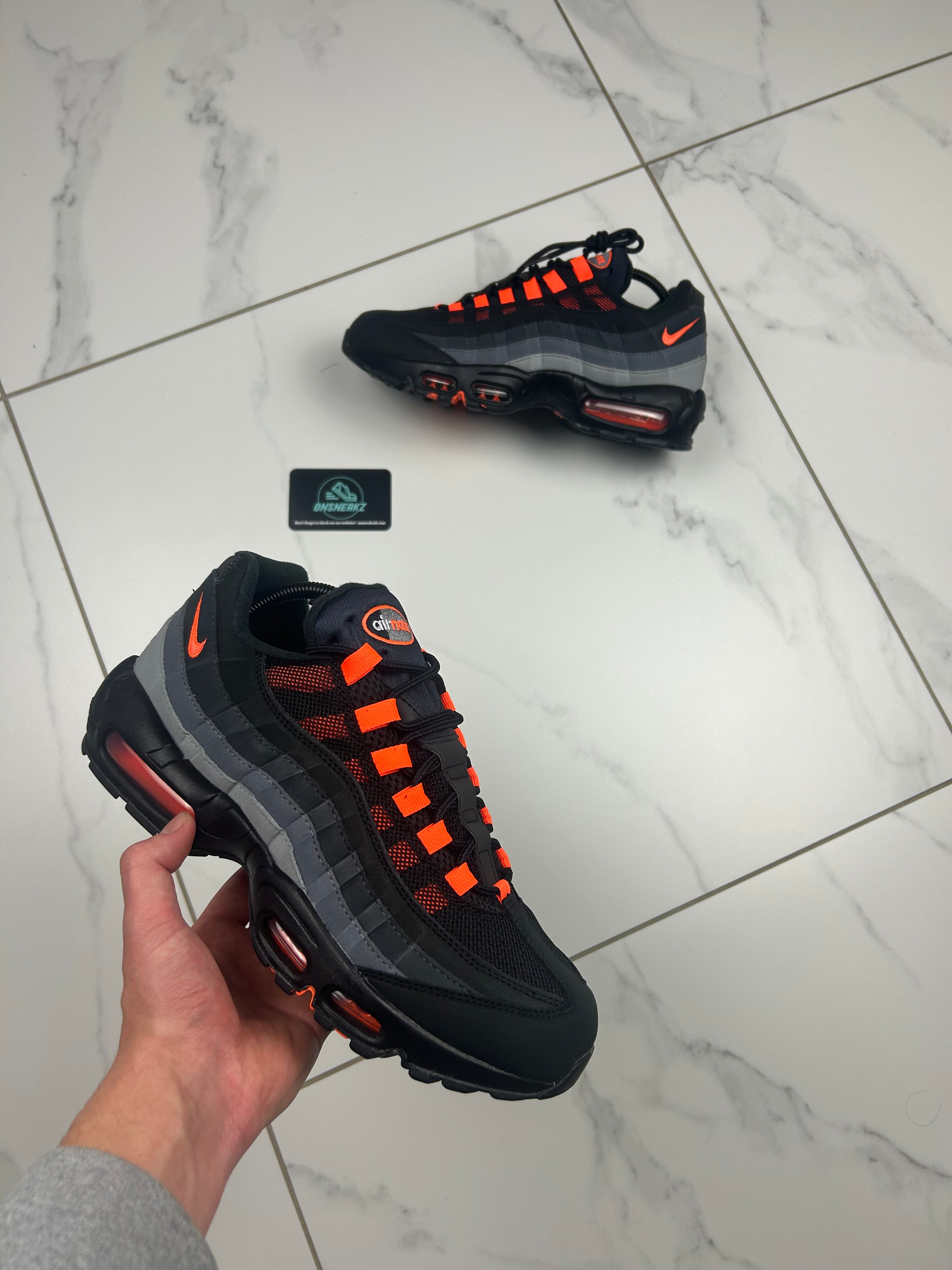 Nike AM95 Hyper Crimson OnSneakz