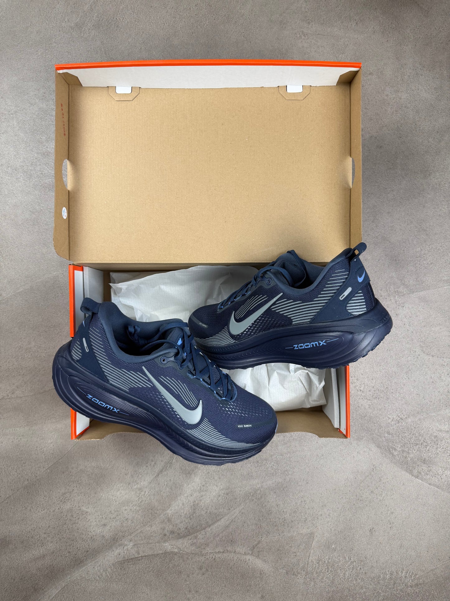 Nike Vomero Plus Obsidian