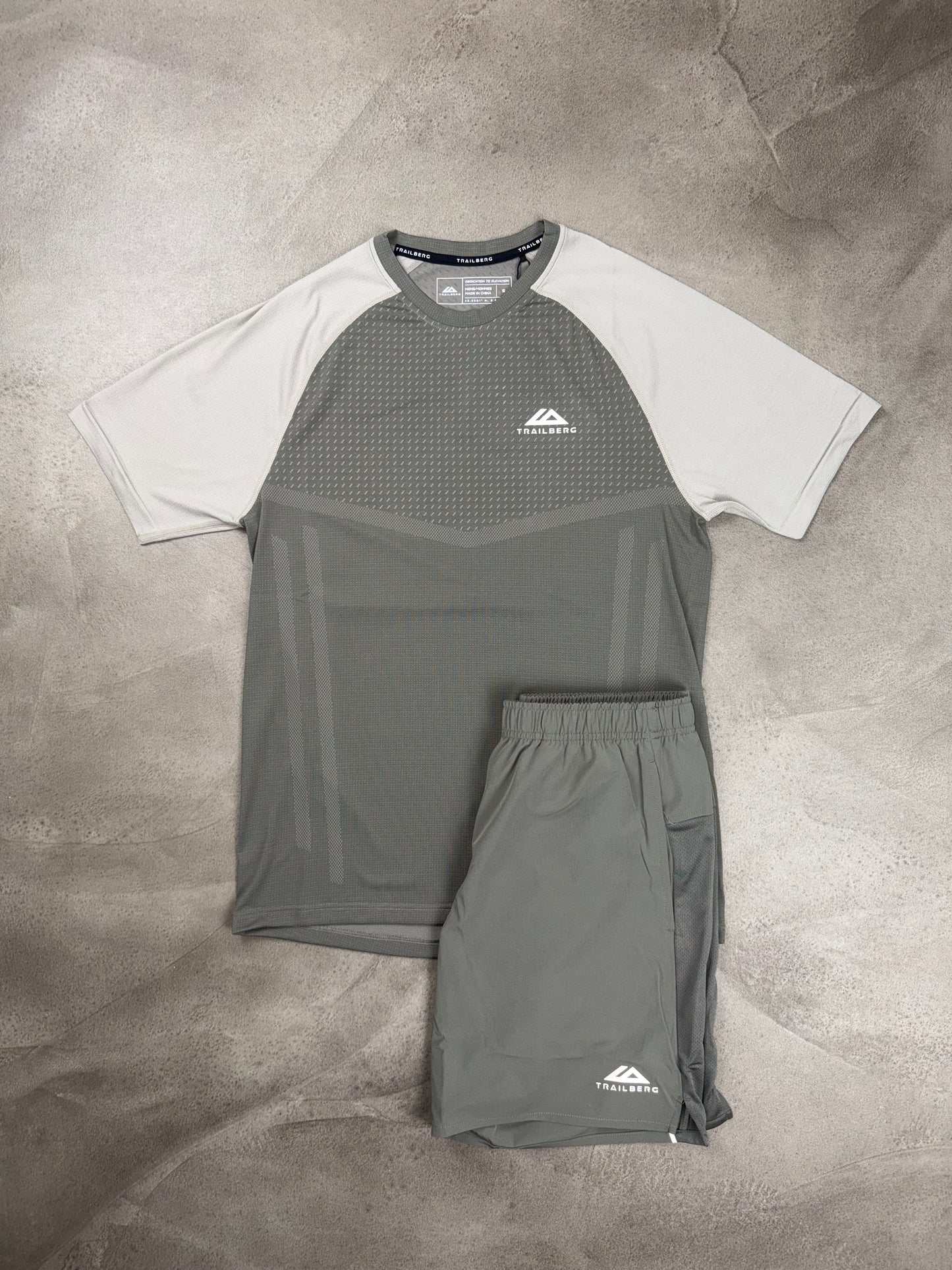 Trailberg Pebblestone Seamless Shorts & T-shirt Seamless set