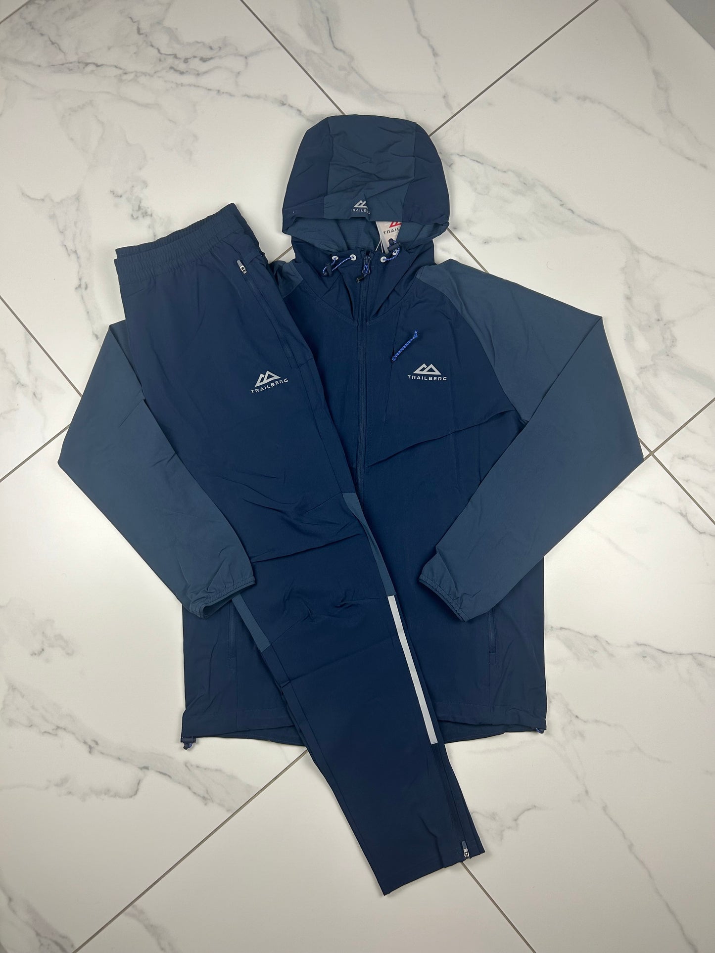 Trailberg Navy tracksuit